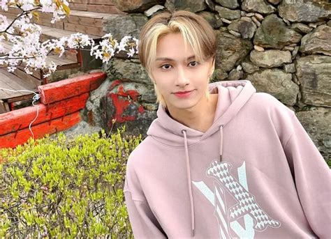 jun & jun yang joon-mo|Jun (SEVENTEEN) profile, age & facts (2024 .